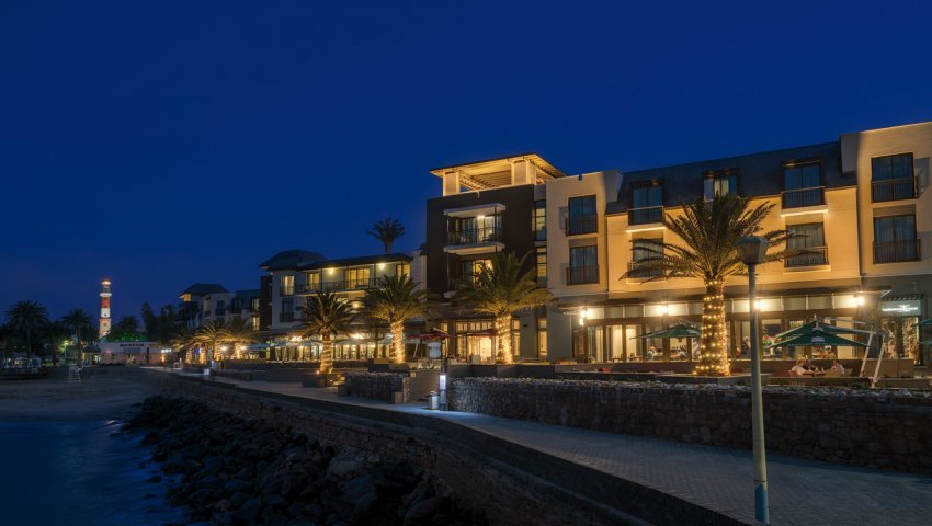 me: Strand Hotel